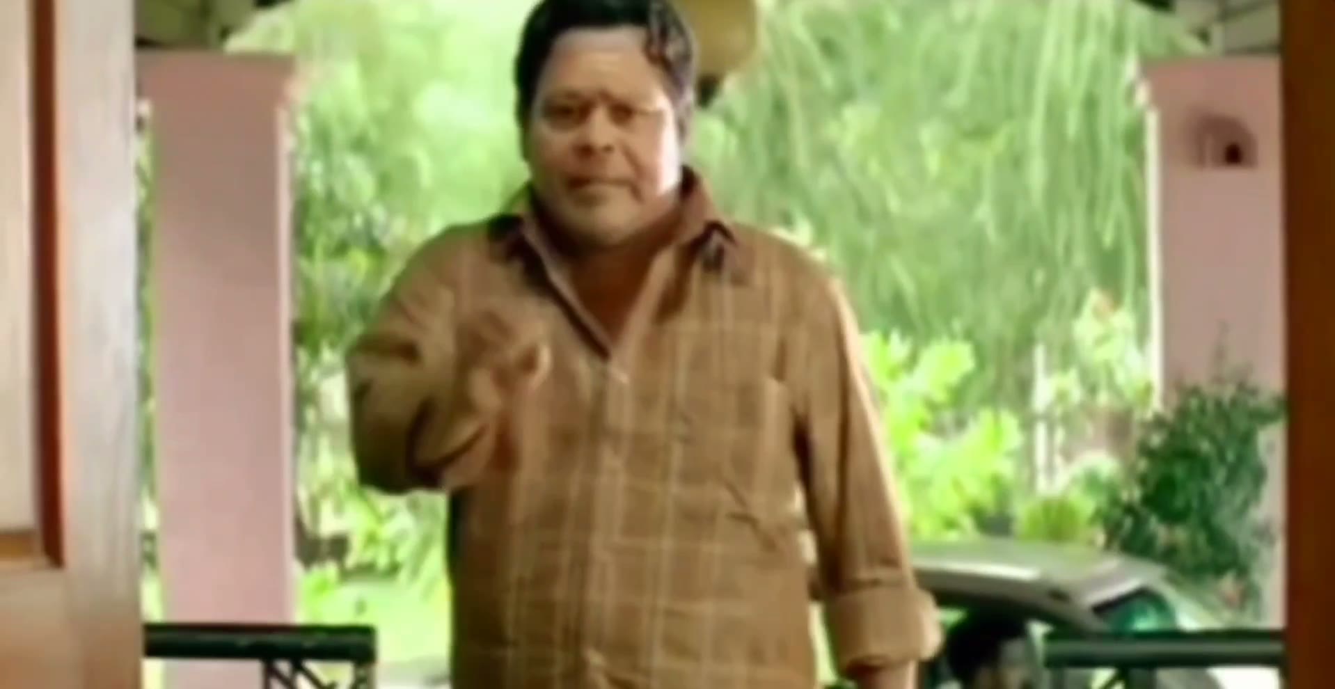 Pranchiyettan & the Saint 2010 thumbnail